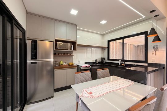 Cozinha de casa à venda com 3 quartos, 149m² em Jardim Marambaia Ii, Jundiaí