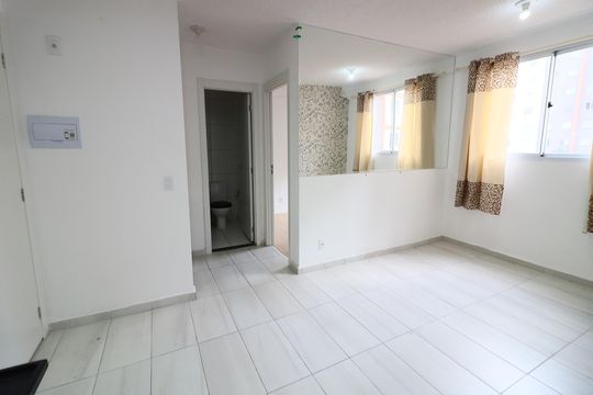 Sala de apartamento para alugar com 2 quartos, 37m² em Jaguaré, São Paulo