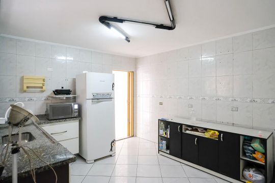 Cozinha casa 2 de casa à venda com 5 quartos, 162m² em Vila Palmares, São Bernardo do Campo