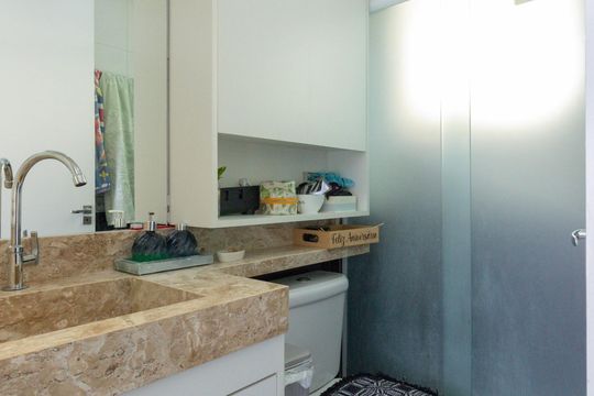 Banheiro de apartamento para alugar com 2 quartos, 72m² em Jardim Maristela, São Paulo