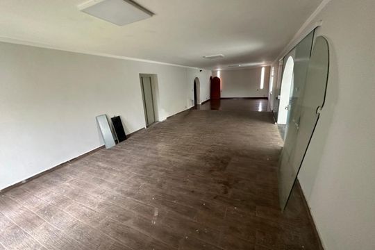 Casa para alugar com 15 quartos, 1000m² em Chácara Primavera, Campinas