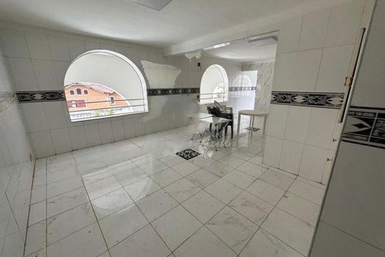 Casa para alugar com 15 quartos, 1000m² em Chácara Primavera, Campinas