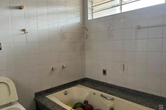 Casa para alugar com 3 quartos, 364m² em Nova Campinas, Campinas