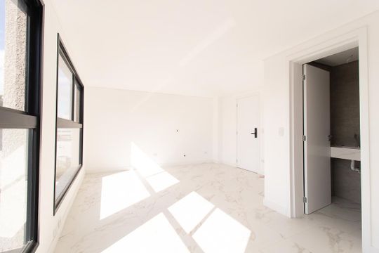 Studio de kitnet/studio à venda com 1 quarto, 28m² em Guabirotuba, Curitiba