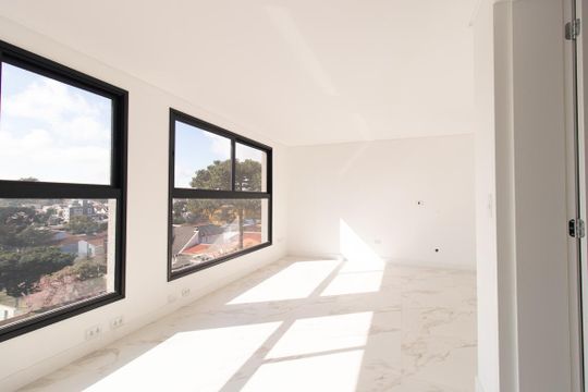 Studio de kitnet/studio à venda com 1 quarto, 28m² em Guabirotuba, Curitiba