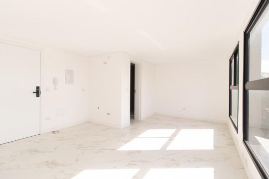 Studio de kitnet/studio à venda com 1 quarto, 28m² em Guabirotuba, Curitiba