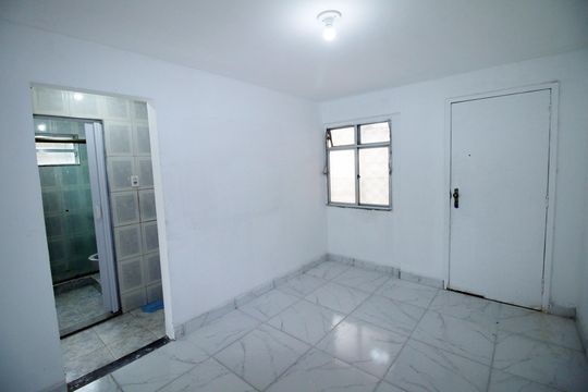 Sala de apartamento para alugar com 2 quartos, 46m² em Irajá, Rio de Janeiro
