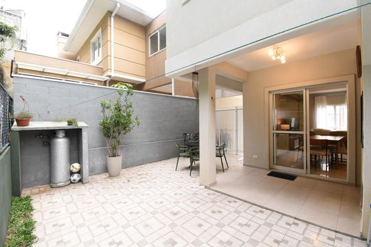Área externa de casa de condomínio à venda com 3 quartos, 130m² em Barreirinha, Curitiba