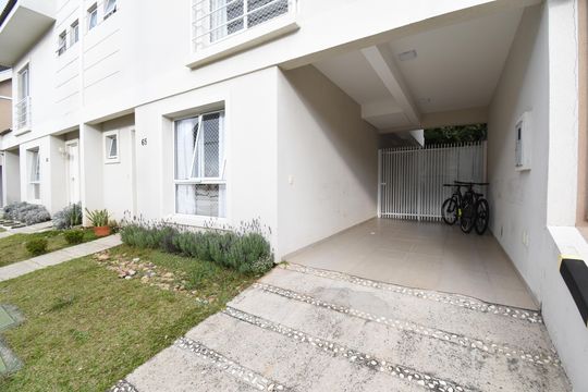 Garagem de casa de condomínio à venda com 3 quartos, 130m² em Barreirinha, Curitiba
