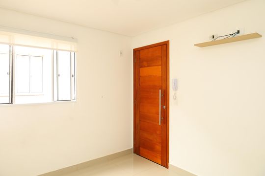 Sala de apartamento à venda com 2 quartos, 48m² em Conjunto Residencial José Bonifácio, São Paulo