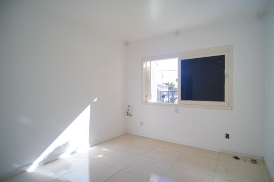 Quarto 1 de casa para alugar com 2 quartos, 120m² em Santos Dumont, São Leopoldo