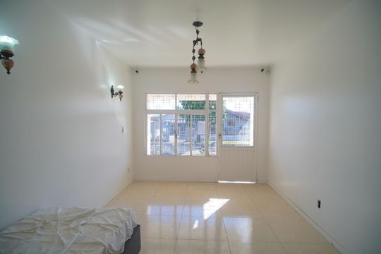 Casa para alugar com 2 quartos, 120m² em Santos Dumont, São Leopoldo