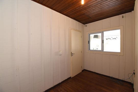 Quarto  de casa à venda com 2 quartos, 70m² em Santa Cândida, Curitiba