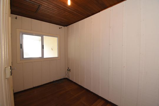Quarto  de casa à venda com 2 quartos, 70m² em Santa Cândida, Curitiba