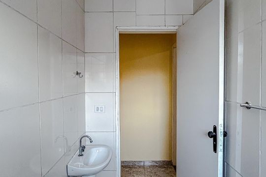 Banheiro social de casa para alugar com 3 quartos, 130m² em Vila Matilde, São Paulo