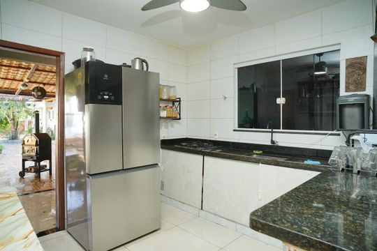 Cozinha de casa para alugar com 3 quartos, 480m² em Itaipuaçu, Maricá