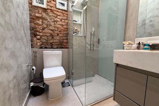 Banheiro 2 de casa à venda com 2 quartos, 300m² em Santa Tereza, Belo Horizonte