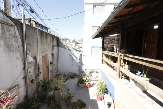 Garagem de casa à venda com 3 quartos, 260m² em Salgado Filho, Belo Horizonte