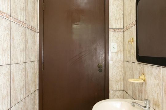 Lavabo  de casa à venda com 3 quartos, 300m² em Jardim Pedro José Nunes, São Paulo