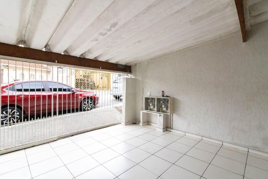 Garagem de casa para alugar com 3 quartos, 90m² em Vila Galvão, Guarulhos