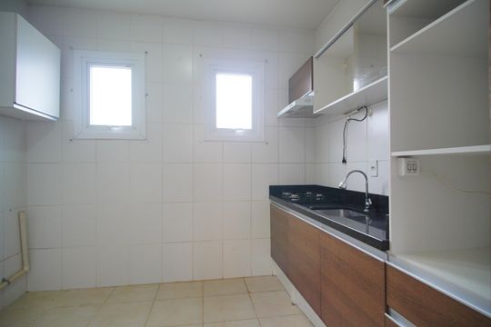 Cozinha de apartamento para alugar com 2 quartos, 71m² em Rondônia, Novo Hamburgo