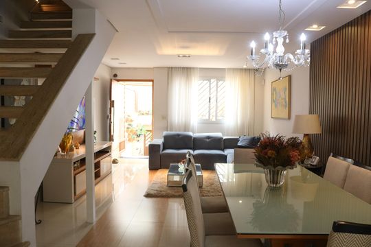 Sala de casa à venda com 2 quartos, 121m² em Pompeia, São Paulo