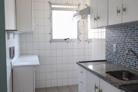 Cozinha de apartamento à venda com 2 quartos, 49m² em Vila Arriete, São Paulo