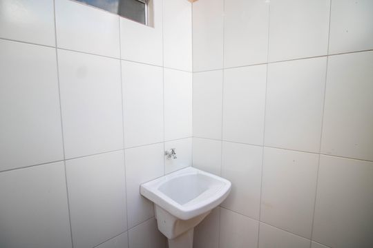 Área de serviço de casa para alugar com 1 quarto, 40m² em Jardim Peri, São Paulo