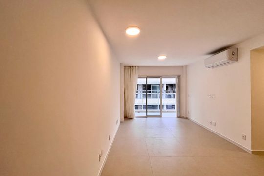 Sala  de apartamento para alugar com 2 quartos, 68m² em Gávea, Rio de Janeiro