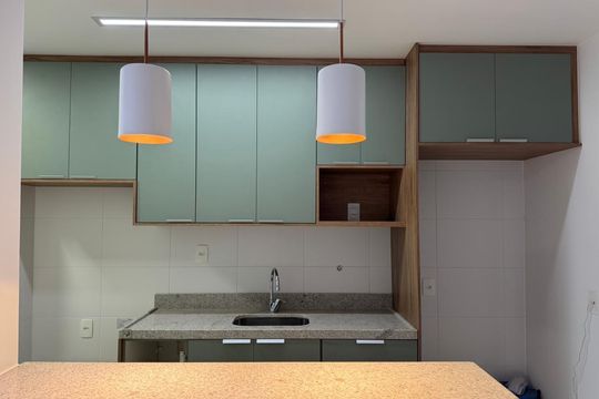 Cozinha de apartamento para alugar com 2 quartos, 85m² em Barra Olímpica, Rio de Janeiro