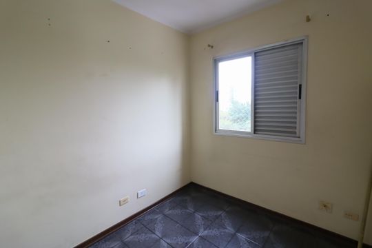 Quarto 3 de apartamento para alugar com 3 quartos, 70m² em Vila Osasco, Osasco