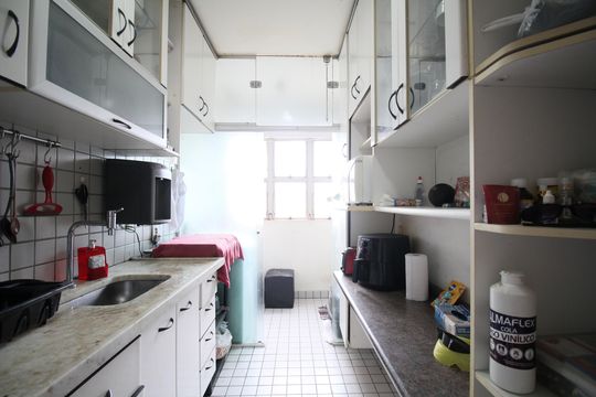 Cozinha de apartamento à venda com 3 quartos, 68m² em Jardim Vazani, São Paulo