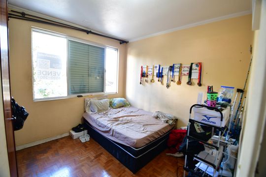Quarto 1 de apartamento à venda com 2 quartos, 80m² em Centro, Campinas