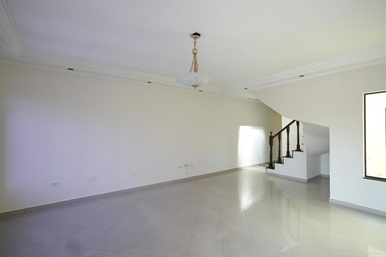 Casa para alugar com 3 quartos, 242m² em Parque das Nações, Santo André