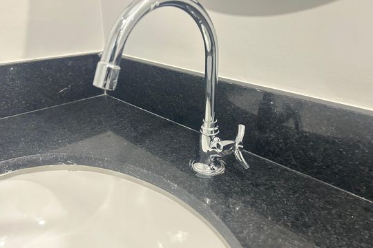 Banheiro de kitnet/studio à venda com 1 quarto, 25m² em Alto da Mooca, São Paulo