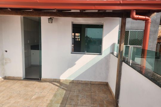 Varanda da Sala/cozinha de casa para alugar com 2 quartos, 74m² em Ouro Preto, Belo Horizonte
