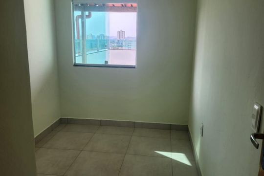 Quarto de casa para alugar com 2 quartos, 74m² em Ouro Preto, Belo Horizonte