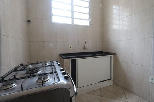 Cozinha de casa para alugar com 2 quartos, 80m² em Conjunto Promorar Sapopemba, São Paulo