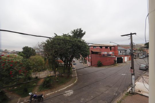 Vista do Quarto 1 de casa para alugar com 2 quartos, 80m² em Conjunto Promorar Sapopemba, São Paulo