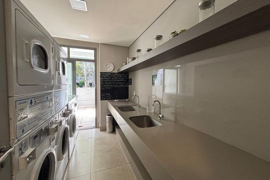Área comum de kitnet/studio à venda com 1 quarto, 32m² em Vila Madalena, São Paulo