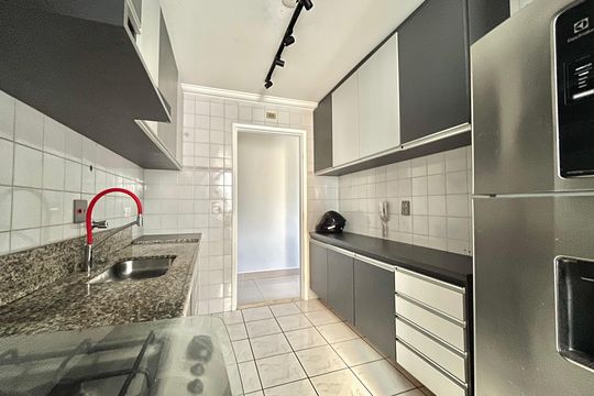Cozinha de apartamento para alugar com 3 quartos, 73m² em Vila Campestre, São Paulo
