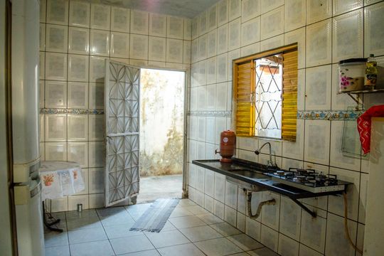 Cozinha de casa à venda com 3 quartos, 90m² em Jardim Dom Fernando Ii, Goiânia