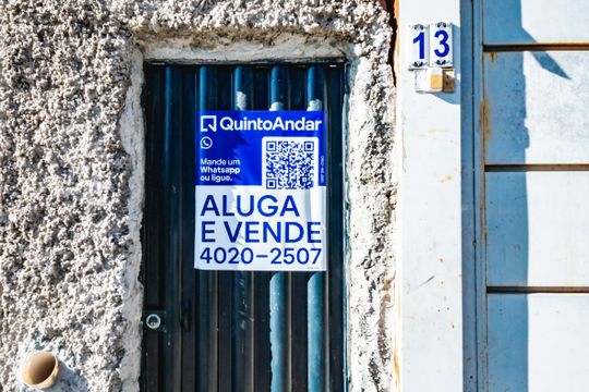 Placa  de casa para alugar com 2 quartos, 45m² em Tupi, Belo Horizonte