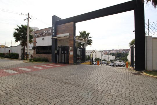 Fachada de apartamento para alugar com 2 quartos, 44m² em Caguaçu, Sorocaba