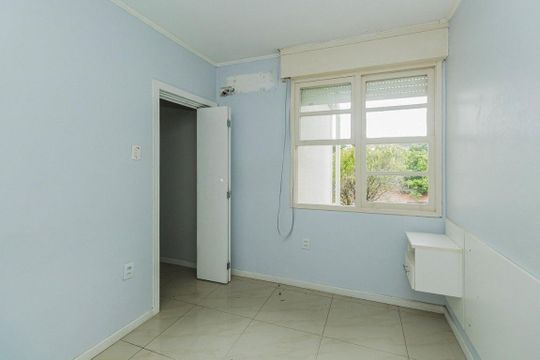 Apartamento à venda com 2 quartos, 48m² em Santa Maria Goretti, Porto Alegre