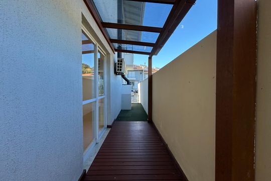 Área de Serviço de casa de condomínio para alugar com 3 quartos, 205m² em Sambaqui, Florianópolis