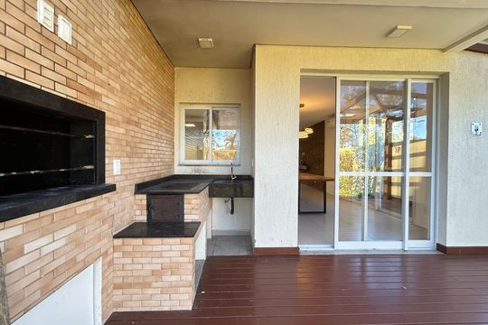 Área gourmet de casa de condomínio para alugar com 3 quartos, 205m² em Sambaqui, Florianópolis