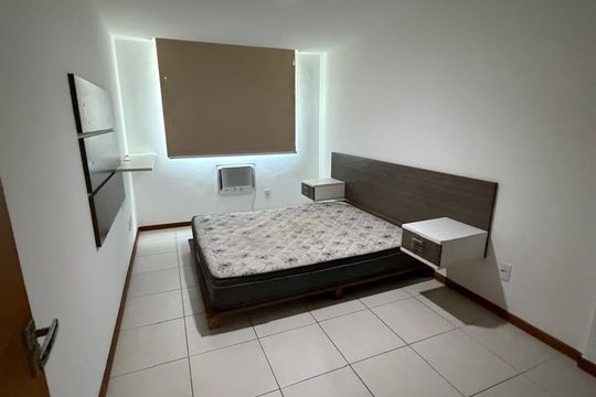 Quarto 1 de apartamento à venda com 1 quarto, 45m² em Itacoatiara, Niterói