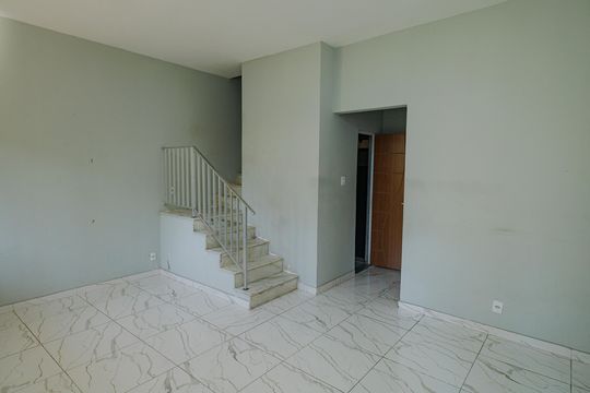 Casa à venda com 3 quartos, 270m² em Campo Grande, Rio de Janeiro