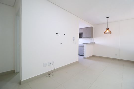 Sala de apartamento para alugar com 2 quartos, 67m² em Novo Mundo, Uberlândia